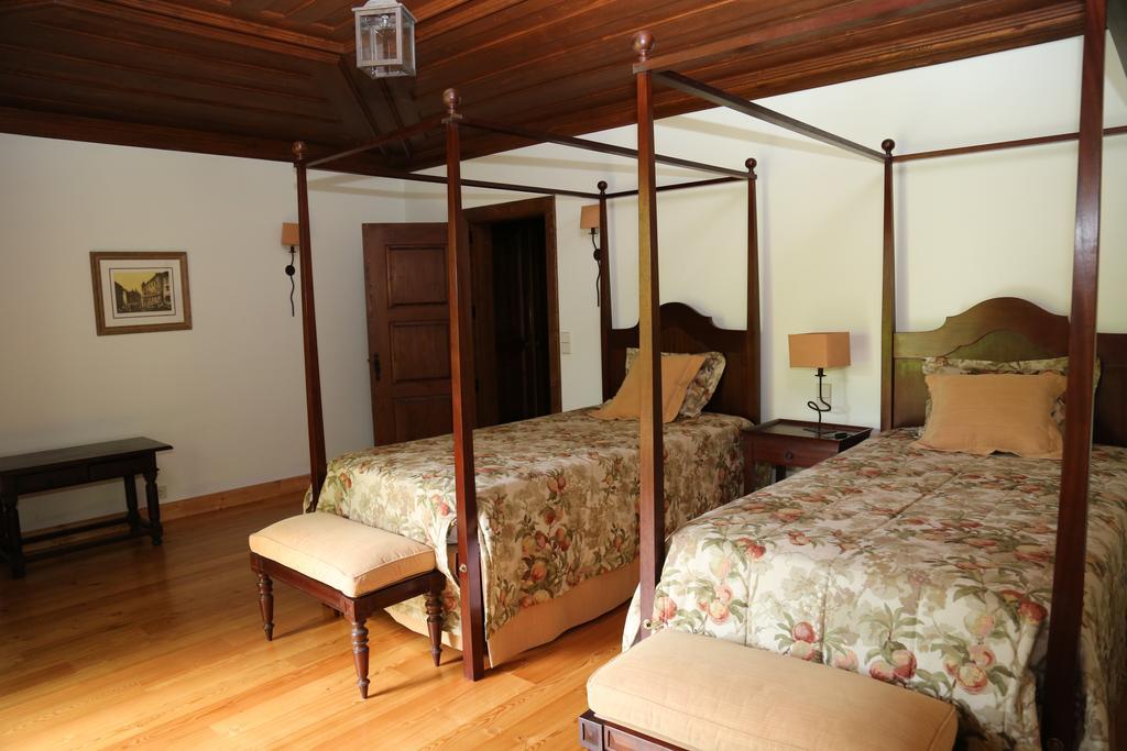Quinta Dos Castanheiros Bed And Breakfast Понте-де-Лима Номер фото