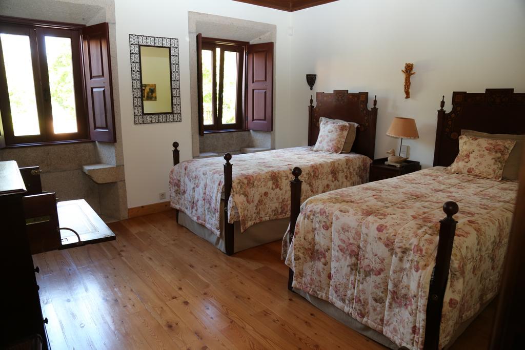 Quinta Dos Castanheiros Bed And Breakfast Понте-де-Лима Экстерьер фото