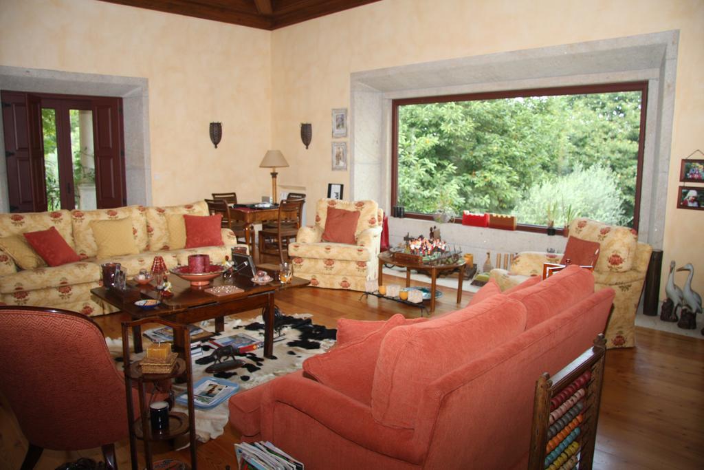 Quinta Dos Castanheiros Bed And Breakfast Понте-де-Лима Экстерьер фото